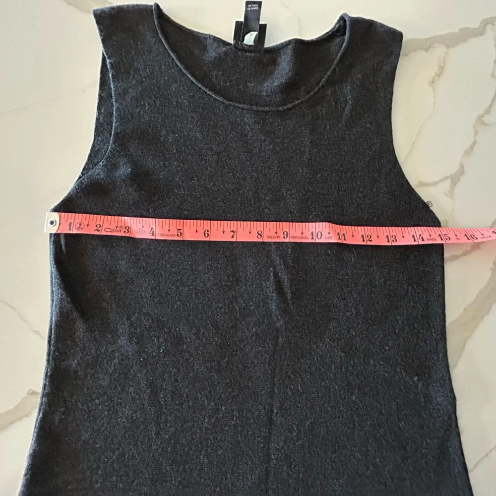 Eileen Fisher Charcoal Gray Sleeveless Crew Neck 100% ItalianMerino Wool Sweater